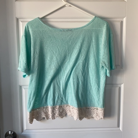 Turquoise crop - Picture 2 of 5